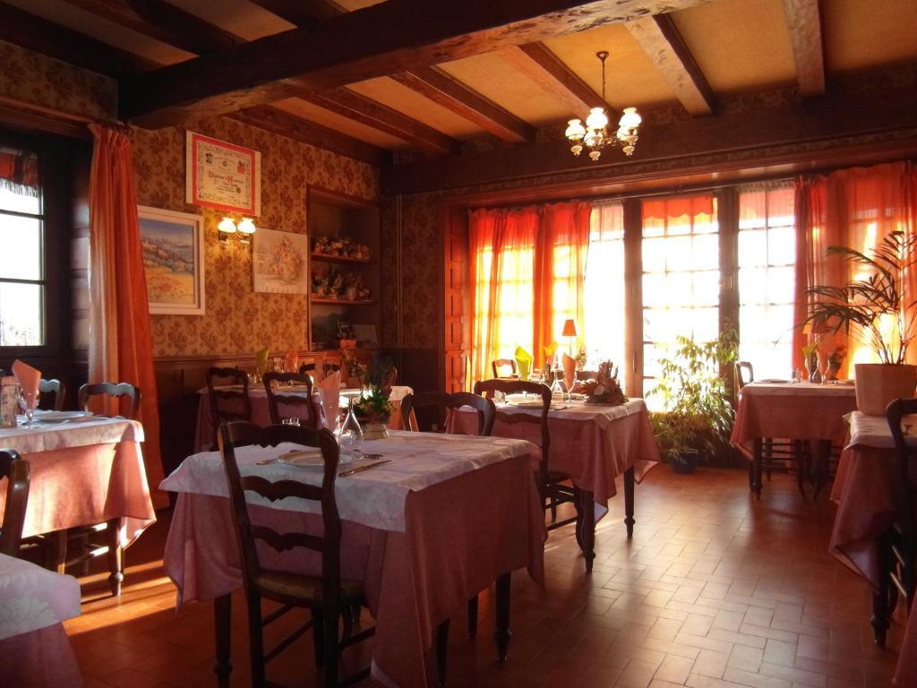 Hotel Restaurant Le Perigord Maurs ภายนอก รูปภาพ